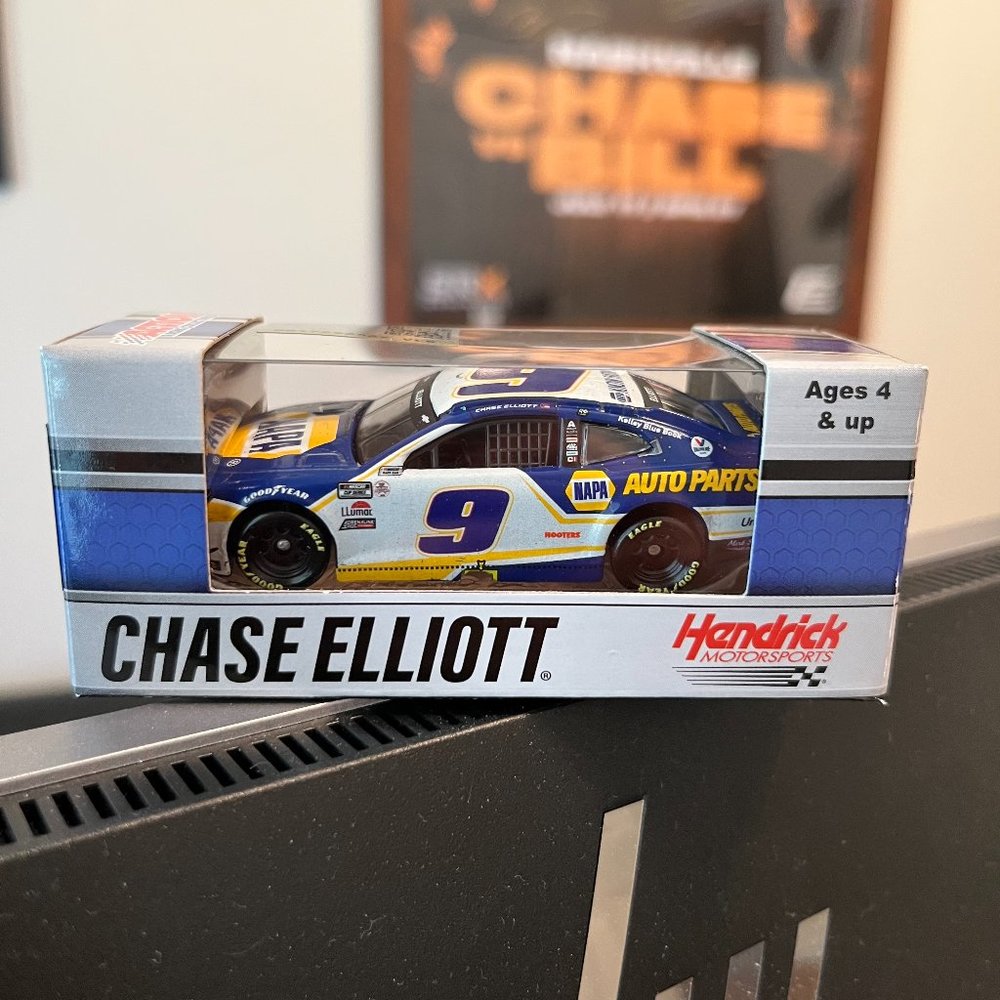 Chase Elliott 1:64 NAPA Road America Win 2021 Camaro Diecast